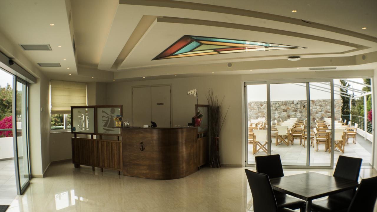 Junior Hotel إريا المظهر الخارجي الصورة