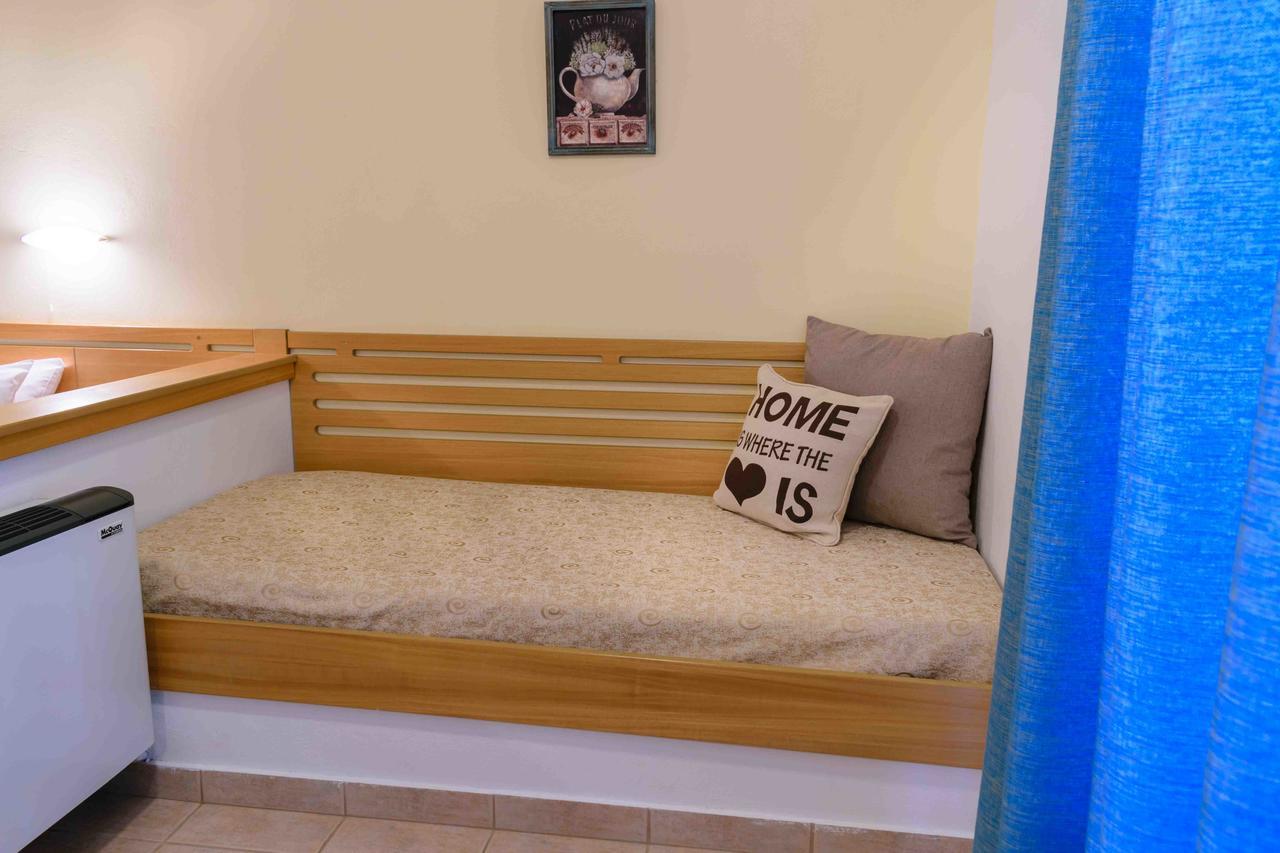 Junior Hotel إريا المظهر الخارجي الصورة