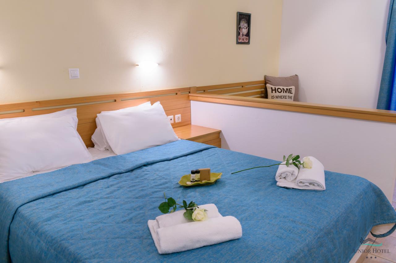 Junior Hotel إريا المظهر الخارجي الصورة