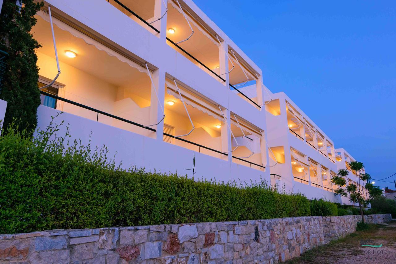 Junior Hotel إريا المظهر الخارجي الصورة