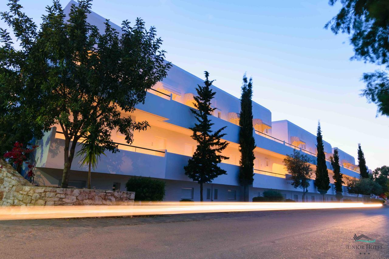 Junior Hotel إريا المظهر الخارجي الصورة