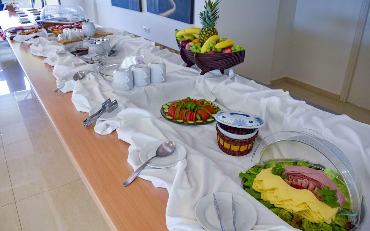 Junior Hotel إريا المظهر الخارجي الصورة