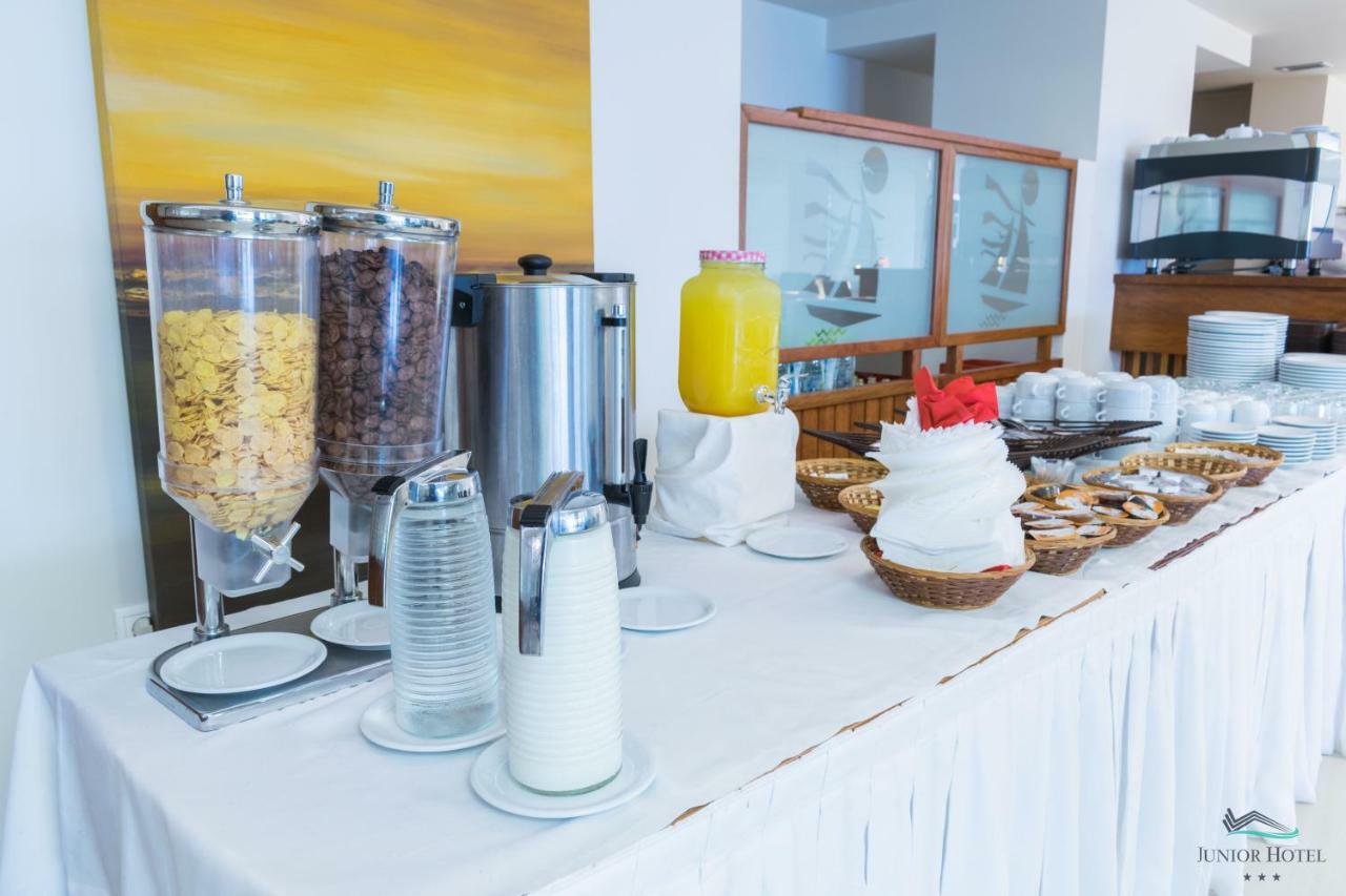 Junior Hotel إريا المظهر الخارجي الصورة