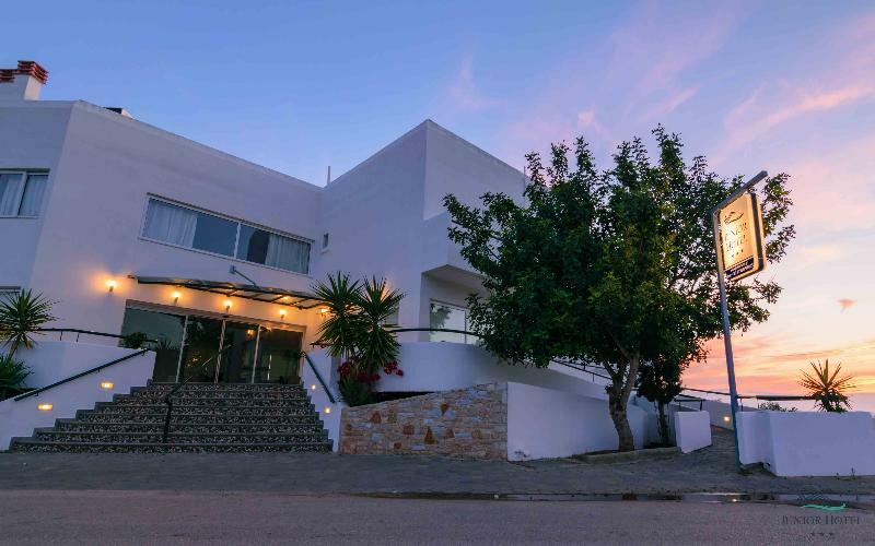 Junior Hotel إريا المظهر الخارجي الصورة