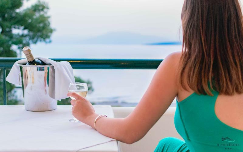 Junior Hotel إريا المظهر الخارجي الصورة